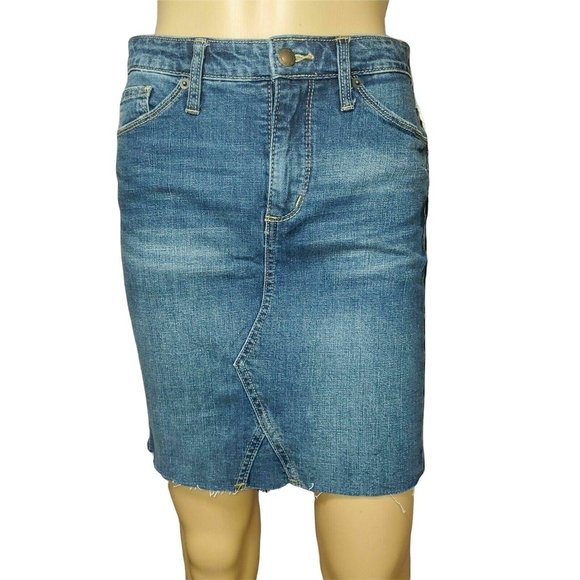 Universal Thread Skirts Universal Thread Nwt Womens Denim Skirt Dark Wash Poshmark
